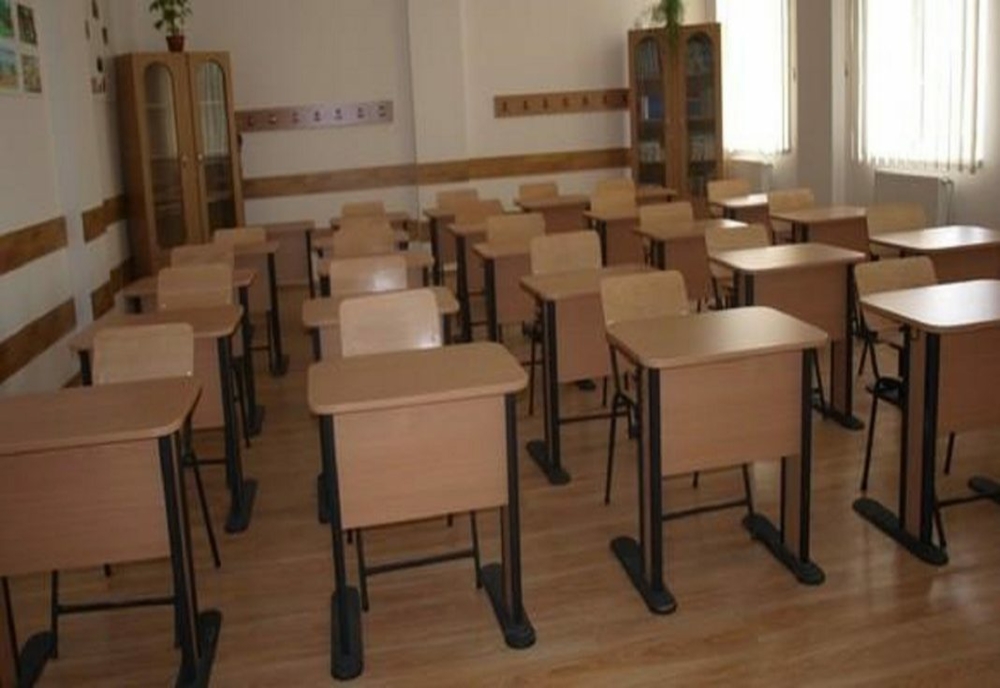 Patru clase de la un liceu din Slatina, în online, din cauza cazurilor de COVID-19