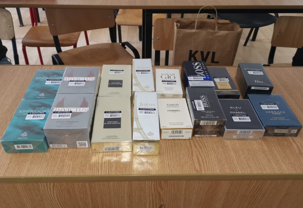 Parfumuri susceptibile a fi contrafăcute, confiscate de jandarmii tulceni