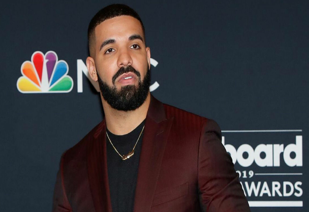 Drake s-a menţinut în fruntea Billboard 200