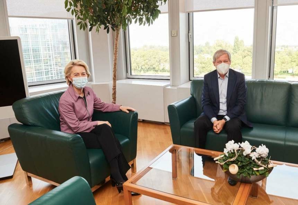Dacian Cioloș, întâlnire la vârf cu Ursula von der Leyen: ”Sperăm să găsim formula să le ducem mai departe cu aceeaşi coaliţie, dar mai decişi”