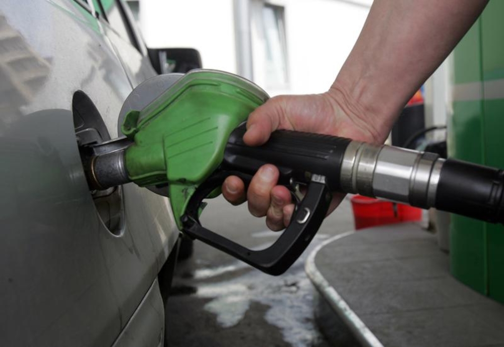 Prețuri-șoc la carburanți, în România. Litrul de benzină ar putea ajunge la un nou record