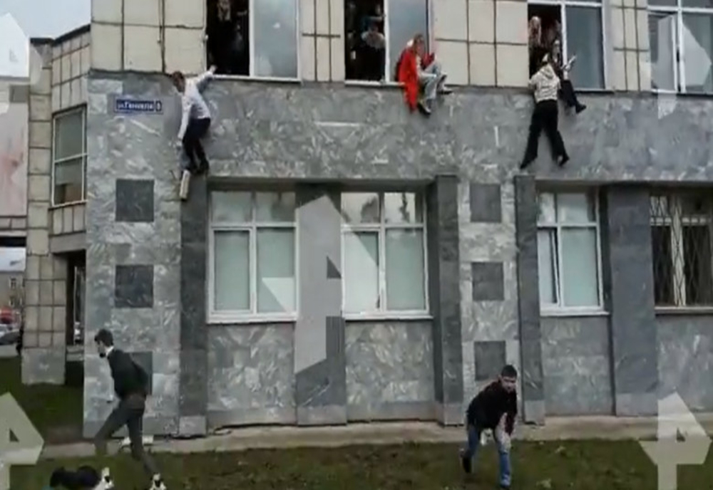 Panică la o universitate din Rusia! Mai mulţi studenţi au fost ucişi