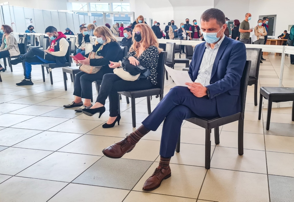 Prefectul județului Constanța, Silviu-Iulian Coșa, s-a vaccinat anti-Covid cu doza a treia