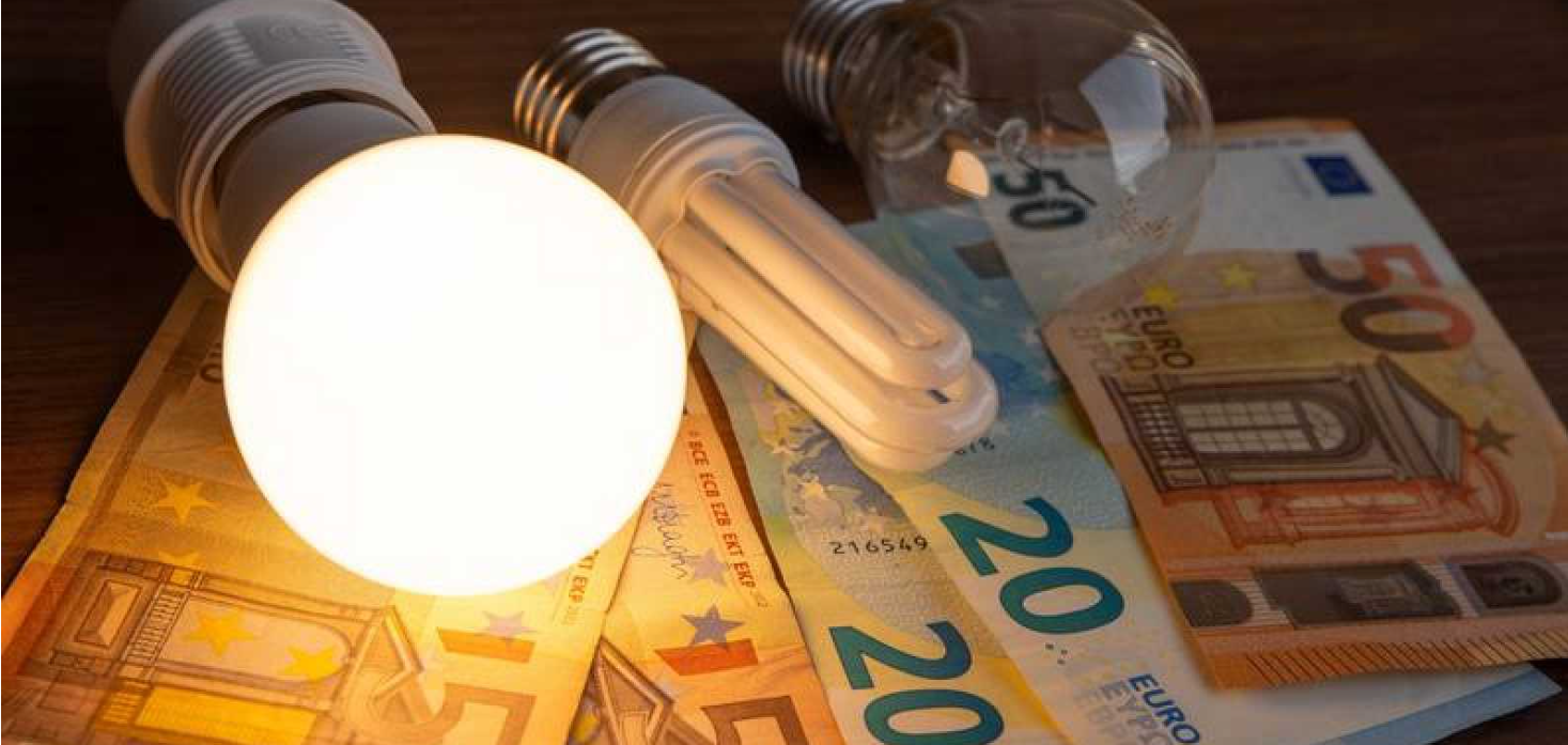 Septembrie negru: factura la curent electric va fi de 102,71 €, dublu față de anul trecut! Prețurile nu pot fi oprite până în 2023