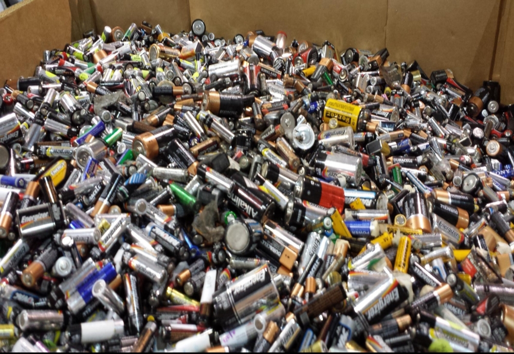 Activități de colectare de baterii auto și acumulatori uzați fără a deține autorizație de mediu