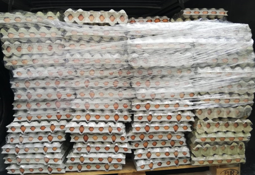 Sute de mii de ouă cu origine falsificată au fost vândute în România – De unde proveneau