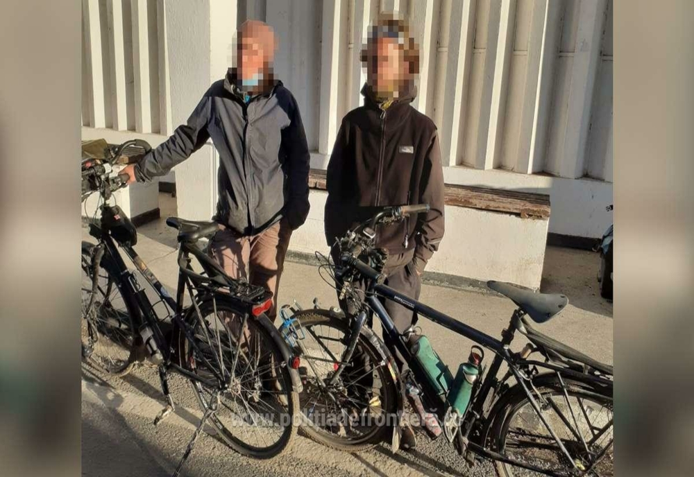 Doi francezi au vrut să treacă ilegal frontiera în Bulgaria, pe biciclete, pentru că nu aveau certificat Covid