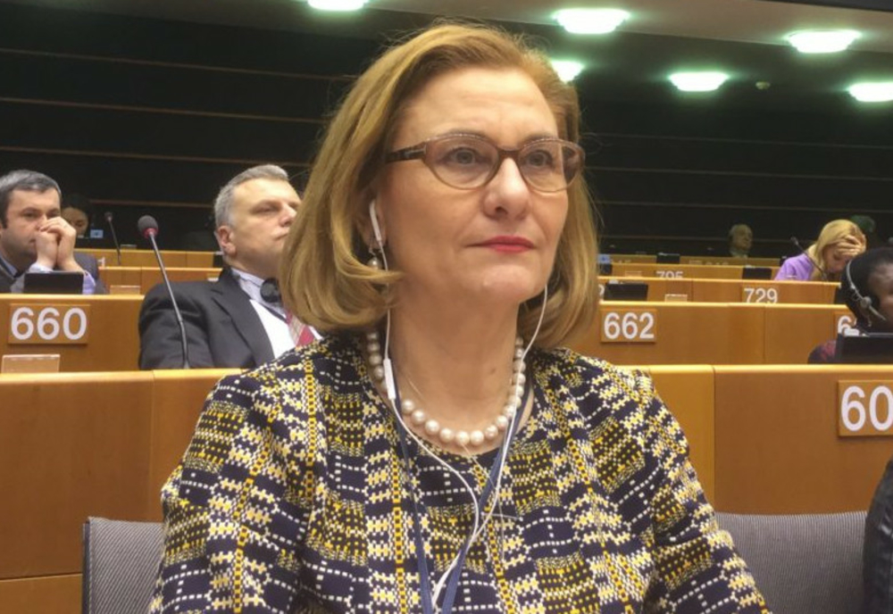 Europarlamentarul PPU (social-liberal) Maria Grapini, solicită sprijinul Comisiei  Europene: Este inadmisibil ca familii întregi să stea în frig, în această iarnă!