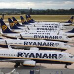 Ryanair îi penalizează pe clienții care au cerut banii pe bilete