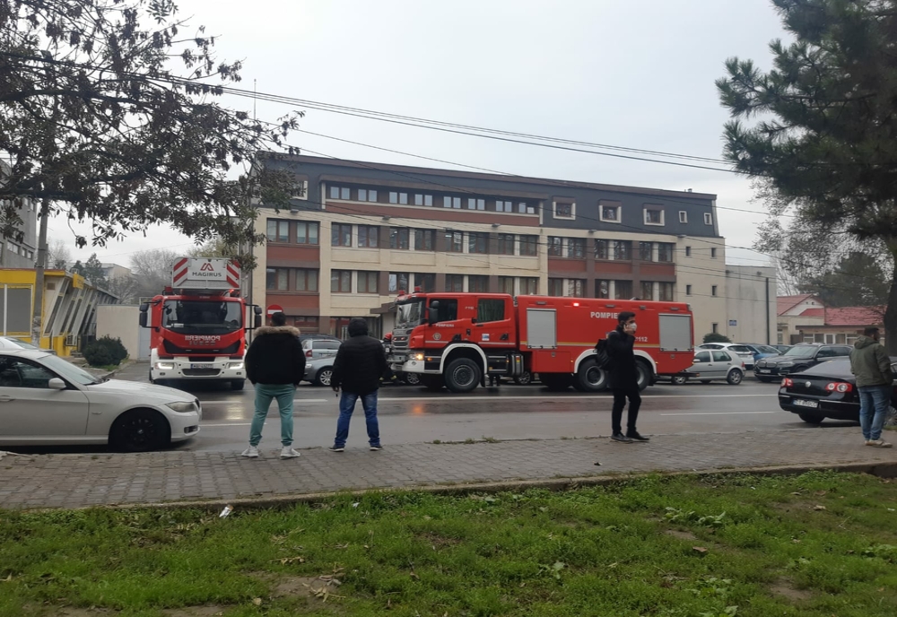 VIDEO FOTO  Amenințare cu bombă! Curtea de Apel Constanța și Judecătoria Medgidia, evacuate