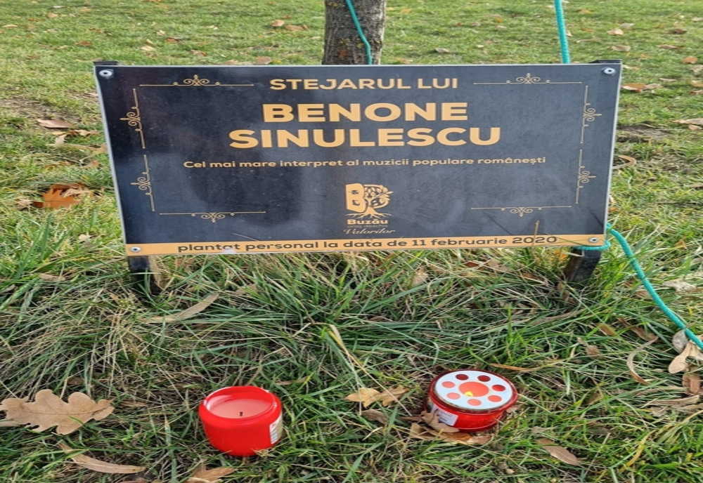 Primăria Buzău a amenajat două locuri în care buzoienii pot veni să aprindă o lumânare în memoria lui Benone Sinulescu