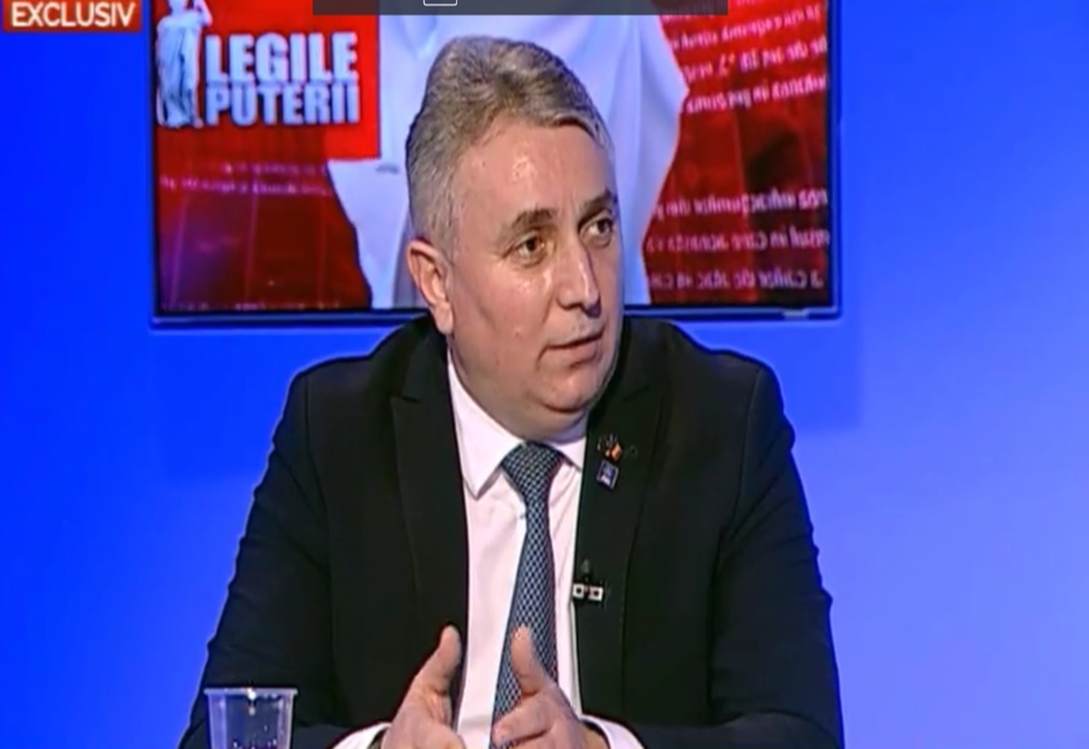 Lucian Bode: „Există o majoritate care să susţină un Guvern PNL-USR-UDMR şi minorităţi în Parlament, dar este la limită”