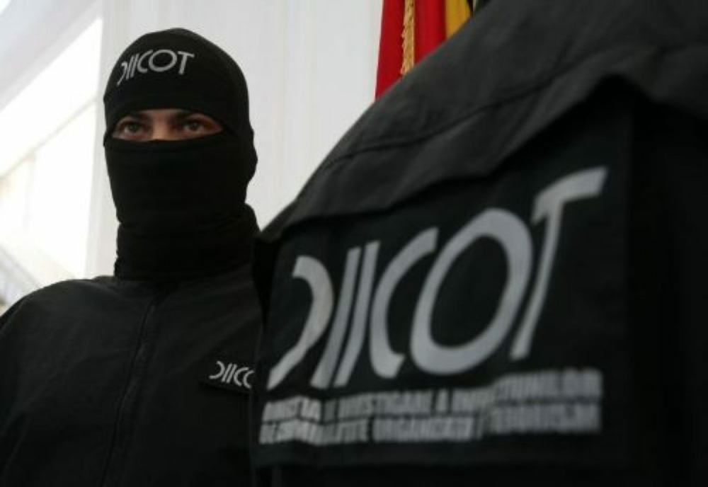 Peste 150 de persoane au fost reţinute şi 36 plasate sub control judiciar, după operaţiunea amplă a Poliţiei Române şi DIICOT de miercuri