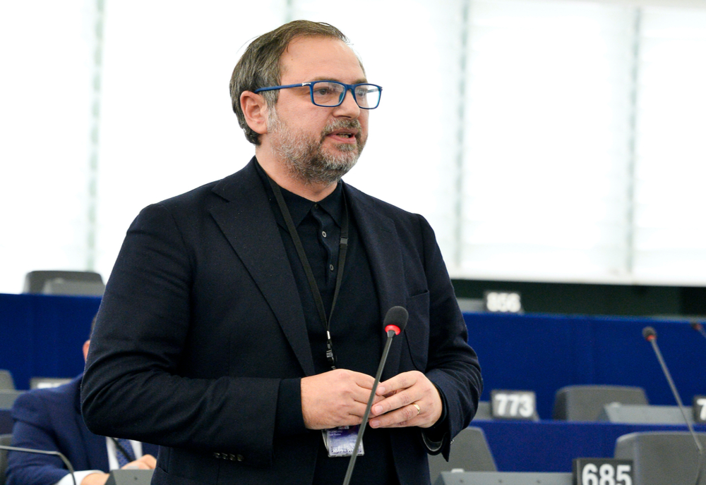 Eurodeputatul Dan Motreanu anunță trei vești bune de la Agenția Europeană a Medicamentului