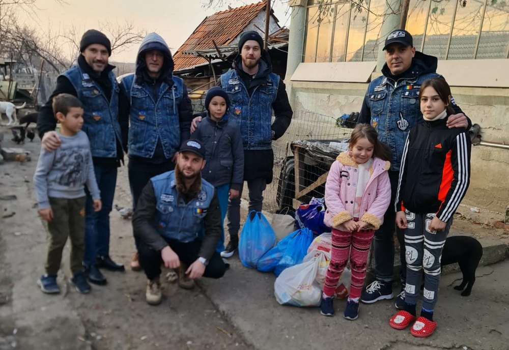Un grup de motociclişti din Slatina, ajutoare pentru mai multe familii nevoiaşe