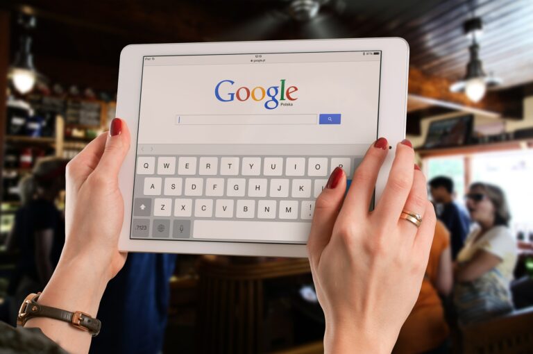 Top căutări pe Google în 2021. Ce vor să afle românii de pe internet