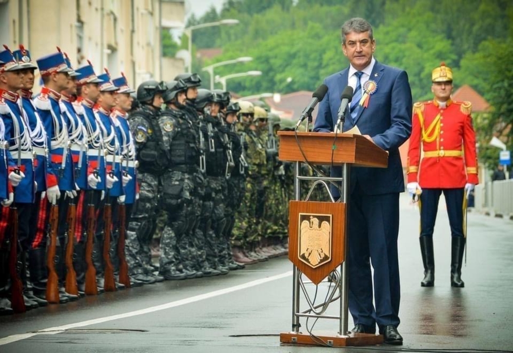 Gabriel Oprea, solicitare către Vasile Dâncu pentru rezolvarea situației pensiilor: „Militarii sunt adevăraţii ambasadori ai imaginii României în lume”