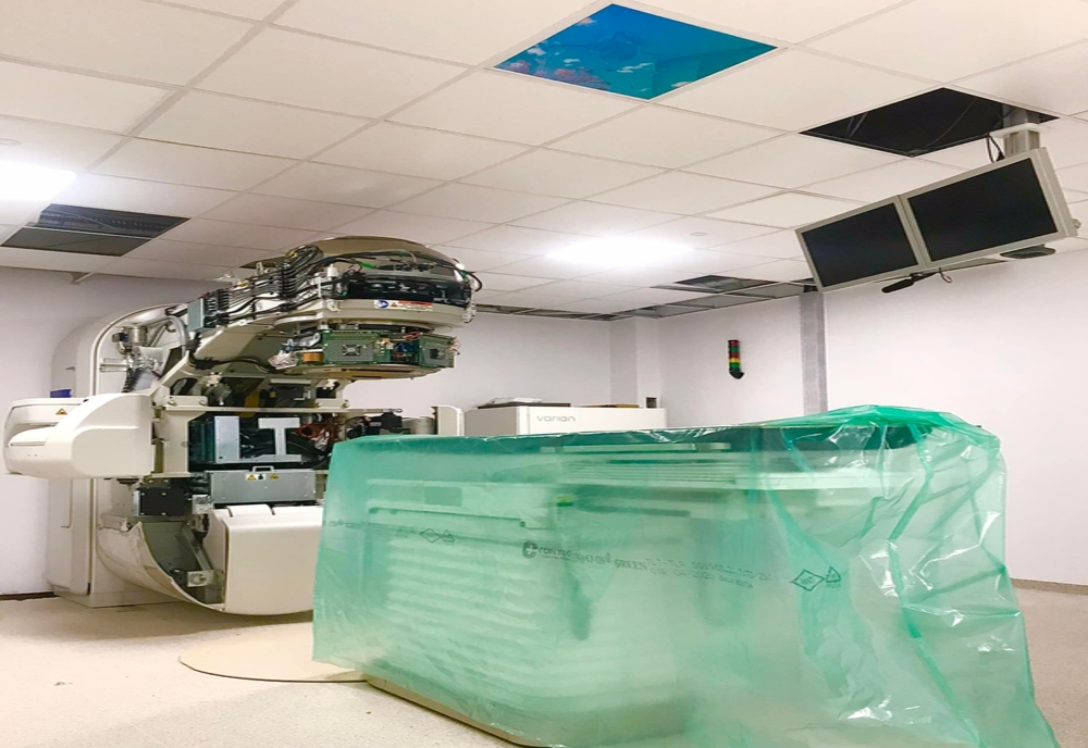 Un al doilea accelerator liniar de particule a ajuns la Spitalul Județean de Urgență Galaţi