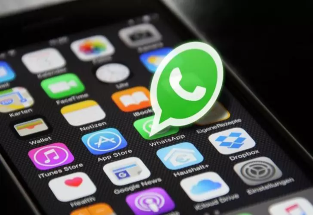 Poliția, în alertă! O metodă de furt, adaptată la WhatsApp. Cum funcționează înșelătoria care face mii de victime