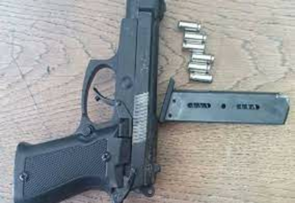 Dosar de furt şi neglijenţă în serviciu în cazul încărcătorului de pistol cu muniţie dispărut de la poliţia Mihăileşti