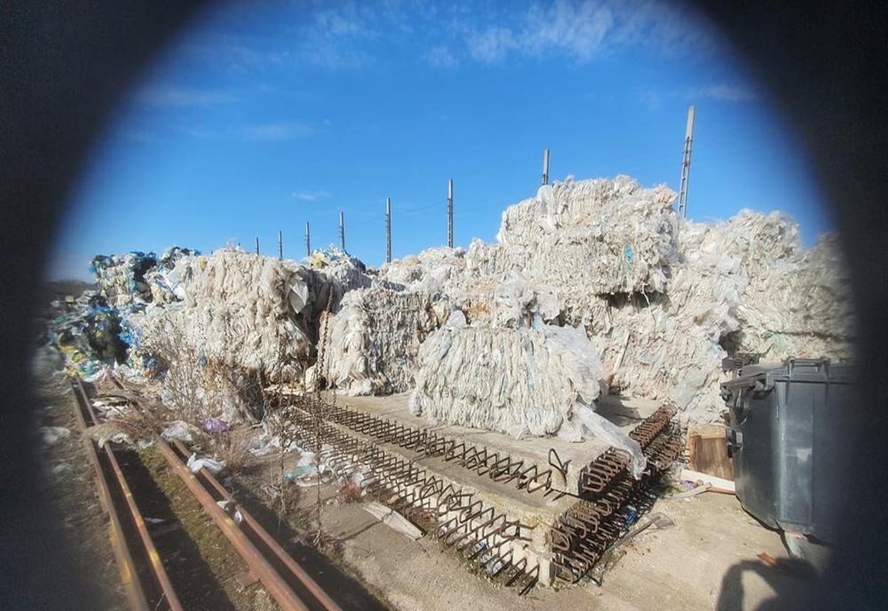 FOTO VIDEO Importuri ilegale de deșeuri. Percheziții în Călărași, Ilfov și Teleorman