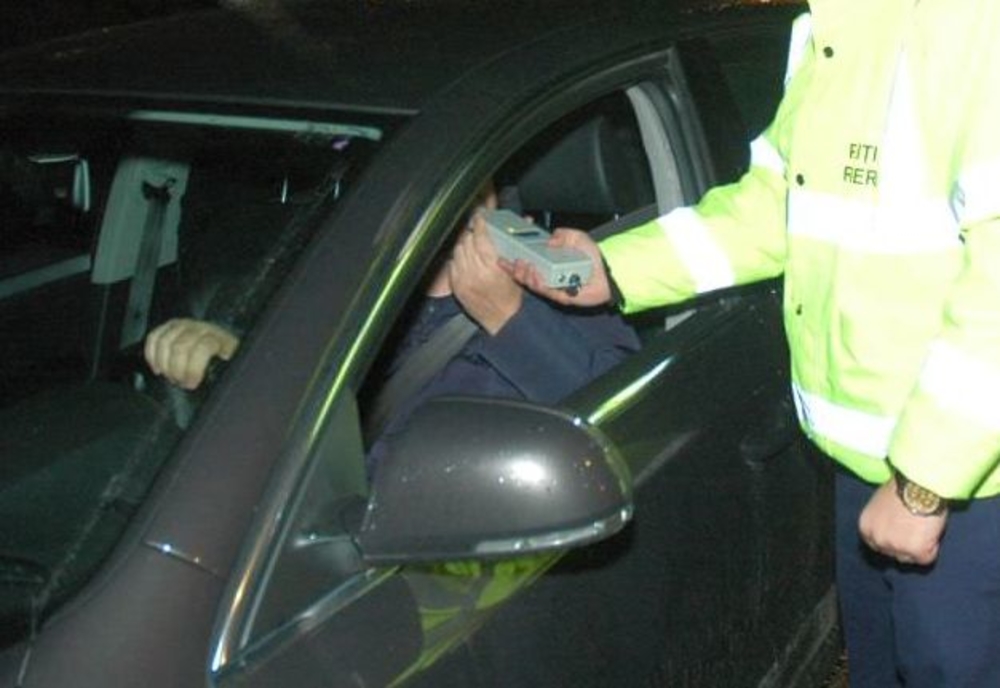 Bărbat din Liești fără permis, depistat la volan și sub influența alcoolului