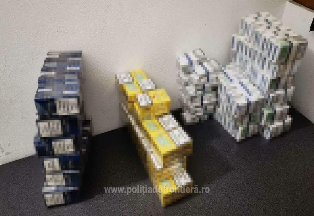 Peste 1.000 pachete cu țigări descoperite de polițiștii de frontieră sătmăreni