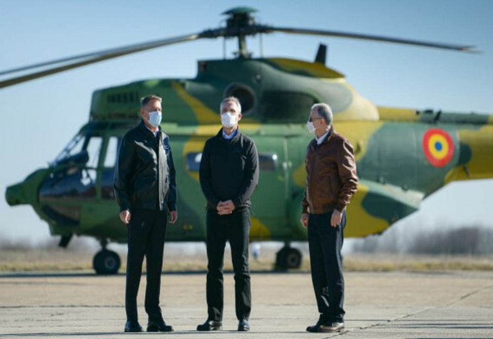 VIDEO  Secretarul general al NATO și Klaus Iohannis  au ajuns  la Baza 57 Aeriană Mihail Kogălniceanu