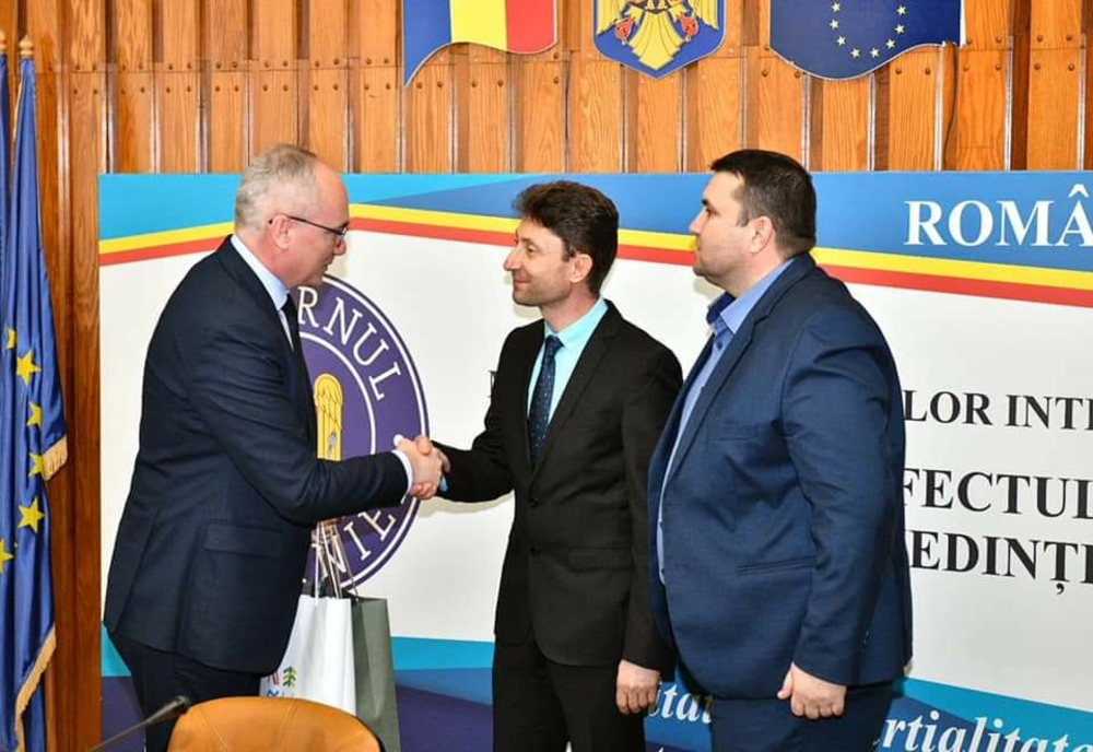 Ambasadorul Republicii Serbia prezent în aceste zile la Prefectura Mehedinți