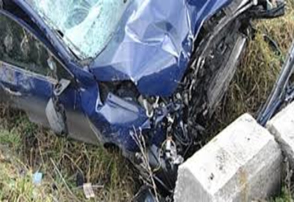 Un șofer din Tecuci aflat sub influența alcoolului, a intrat cu mașina într-un obstacol aflat în afara părții carosabile