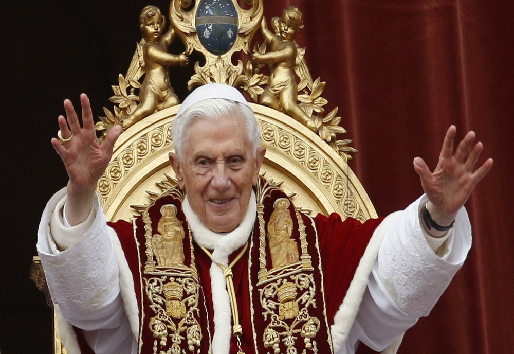 Papa Benedict XVI și-a cerut iertare pentru abuzurile comise împotriva copiilor de preoți din subordinea sa