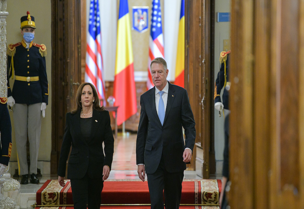 Președintele Iohannis alături de vicepreședintele SUA: ”NATO va acționa fără ezitare pentru apărarea României. Nu vom ceda niciun milimetru”
