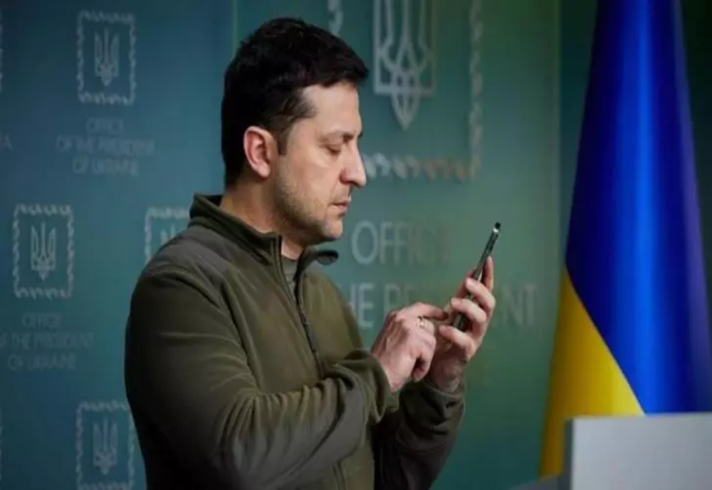 Zelenski, noi promisiuni pentru ucraineni: “Stau la Kiev” – Fiecare zi creează “condiții mai bune” pentru Ucraina