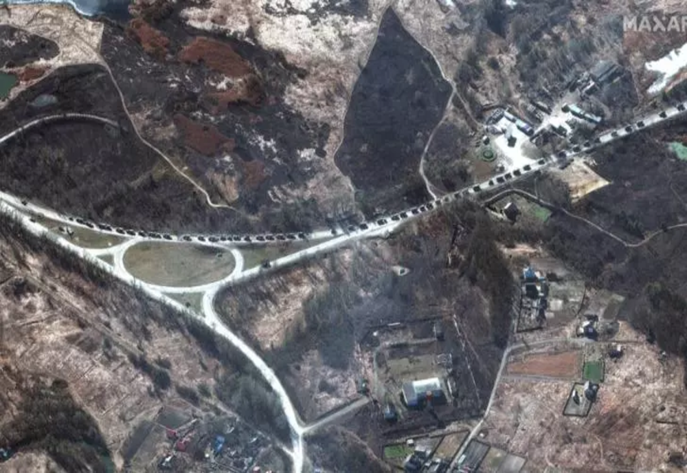 Război Ucraina, ziua 16. Putin schimbă planul: convoiul lung de 64 de km SE REGRUPEAZĂ. Incendiu puternic lângă o instalație nucleară – LIVE TEXT