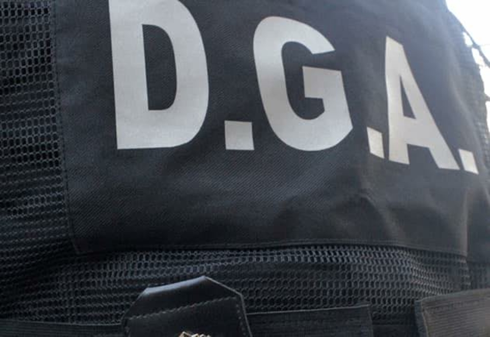 Fals ofiţer la DGPI din Giurgiu, prins în flagrant în timp de primea mită 1.000 de euro pentru a interveni într-un dosar de abuz în serviciu