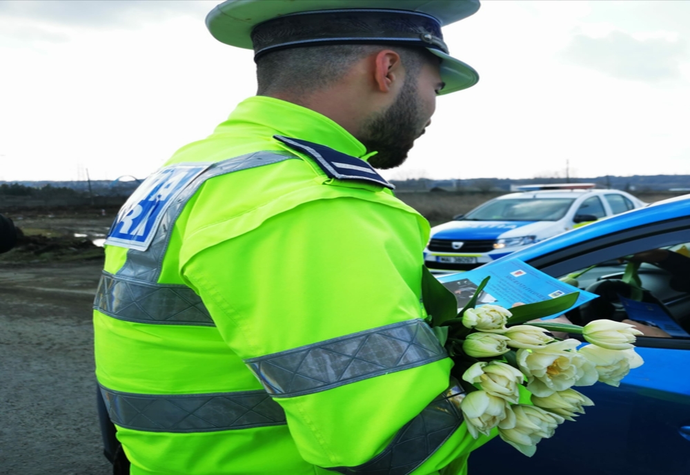 VIDEO Flori, cafea și sfaturi de la polițiștii constănțeni
