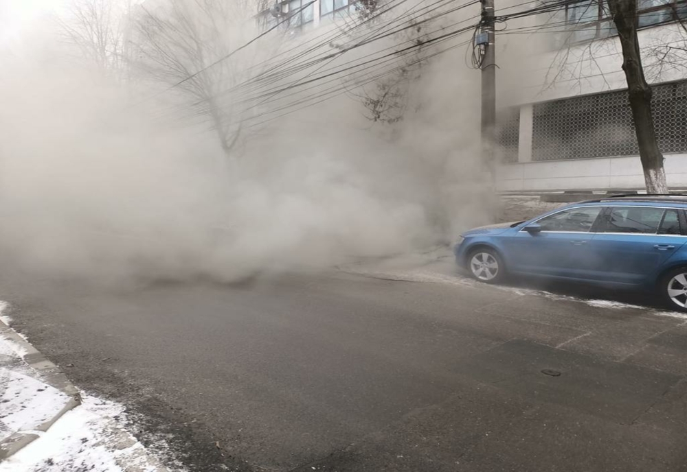 VIDEO Alertă la pompieri! Scurgere de gaze pe o stradă din Tulcea