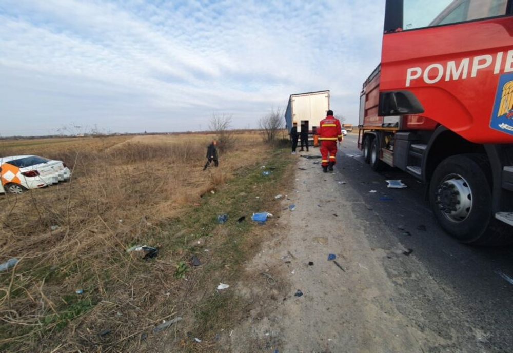 Accident tragic în Dâmboviţa! O femeie a murit, iar o fetiţă de 4 ani şi un bărbat sunt răniţi