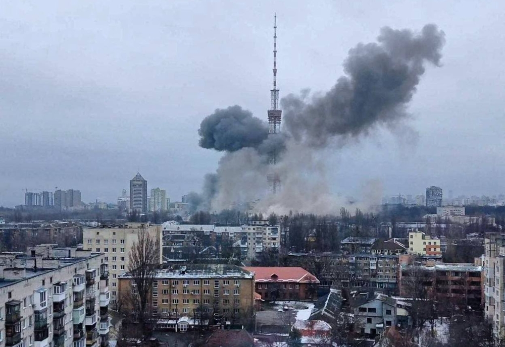 5 morți după bombardarea Turnului de televiziune din Kiev