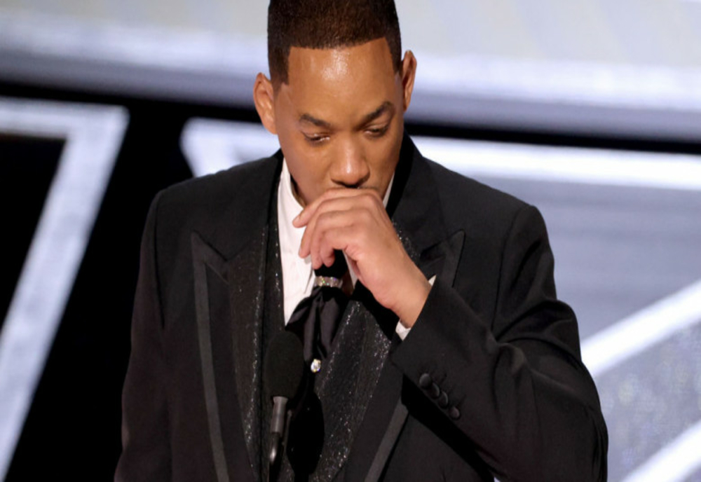 Will Smith îi cere scuze lui Chris Rock pentru palma de la gala Oscar