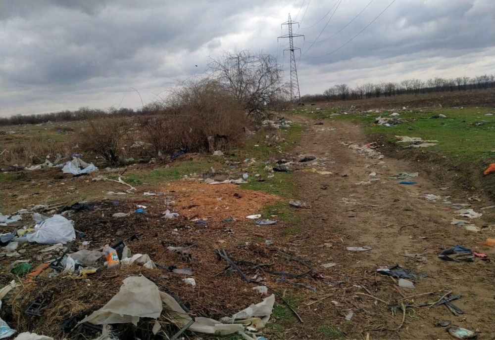 Primărie din Dolj,  amendată cu 15.000 de lei de comisarii de mediu din cauza gunoiului aruncat întâmplător