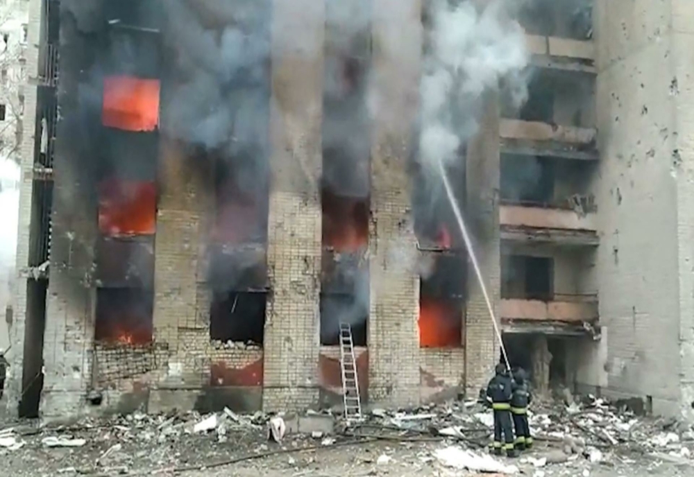 Ucraina, ziua 23 – Bombardamente puternice – Marile orașe devin ruine