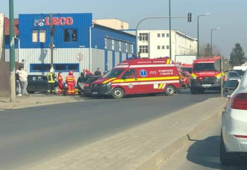 Trei persoane rănite în urma unui accident rutier, în Târgu Mureș
