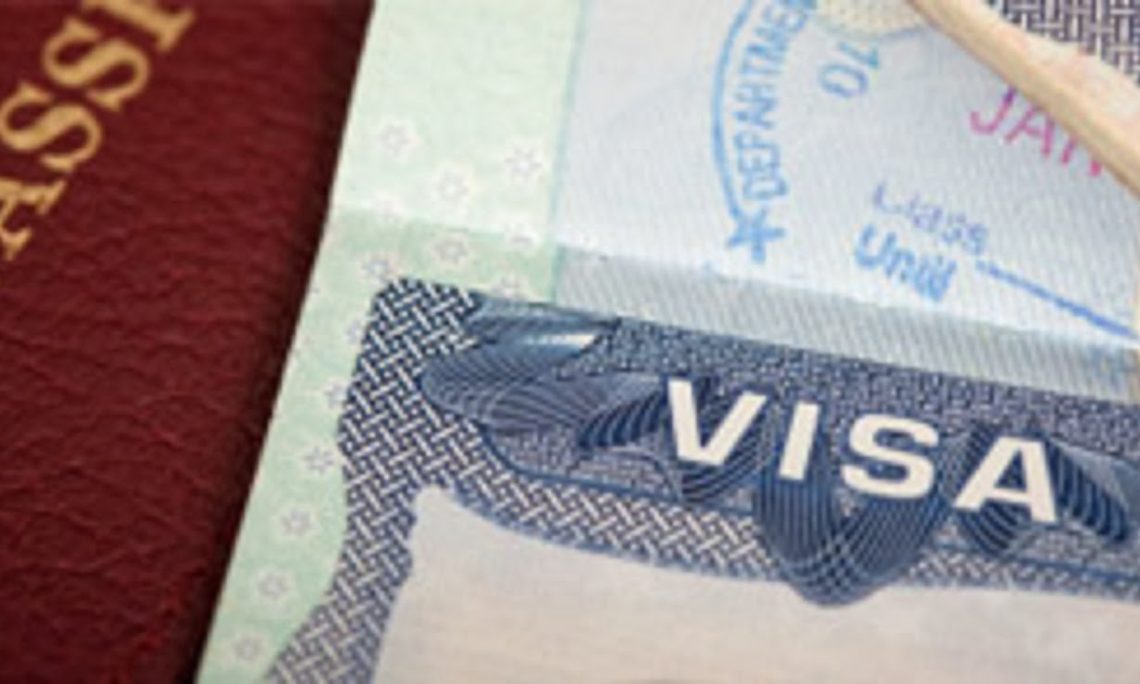 SONDAJ. Susținere importantă a cetățenilor SUA în ridicarea vizelor pentru români