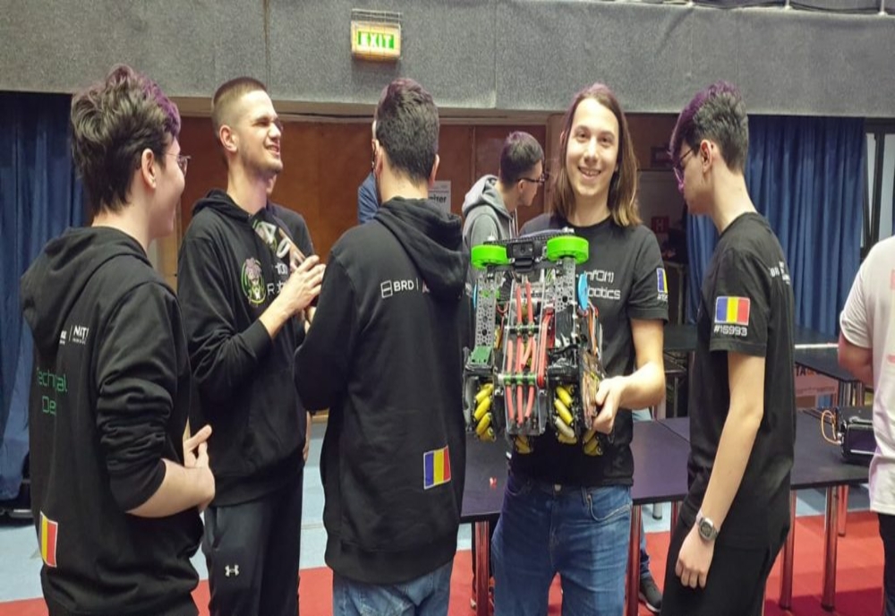 Marele premiu la Olimpiada Națională de Robotică, obținut de o echipă din Ploiești