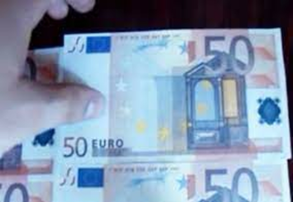 Voucherele de 50 de euro vor fi acordate în luna iunie, prin Poşta Română