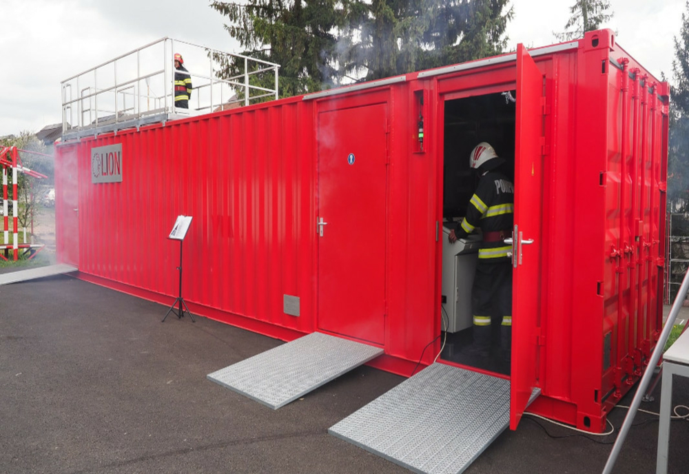 FOTO: Consiliul Județean Sălaj a finanțat achiziția celui mai modern container de pregătire pentru pompieri! Investiția se cifrează la peste 840.000 lei