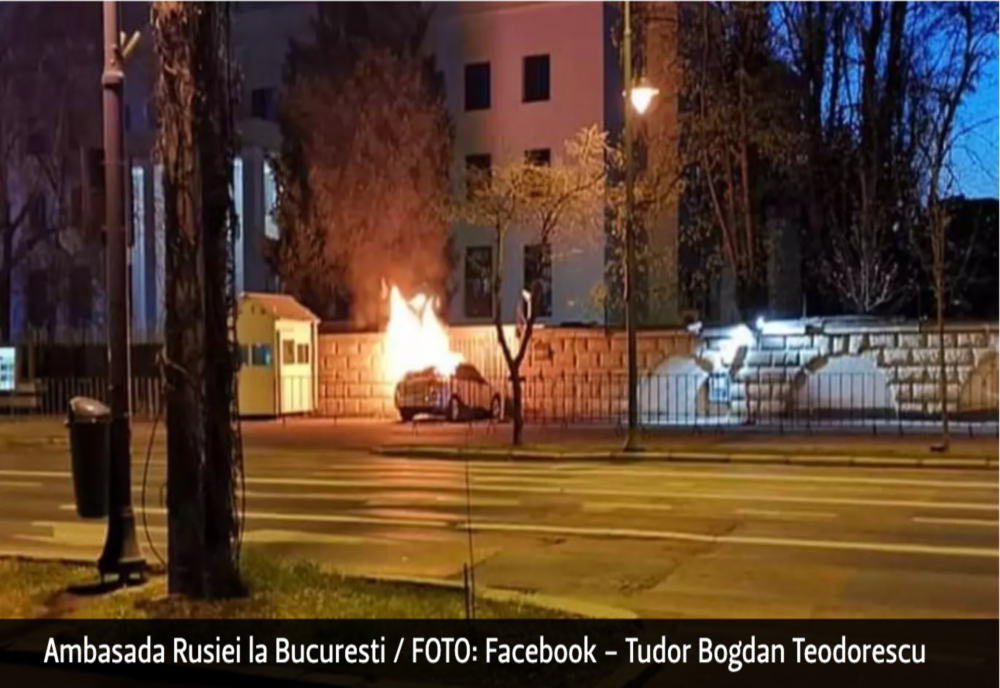 Un șofer a intrat cu mașina în gardul Ambasadei Rusiei din București. A murit carbonizat după ce și-ar fi dat foc