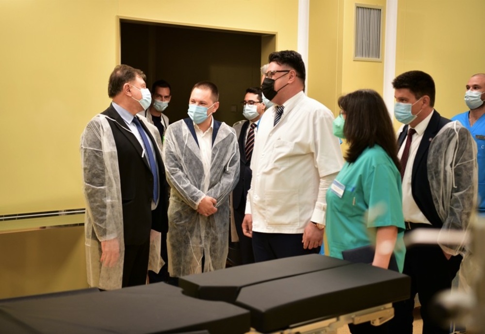 Rafila a inaugurat, la Craiova, Unitatea Funcțională de Arși și blocul operator al Secției de Chirurgie Cardiovasculară din cadrul Clinicii de Cardiologie