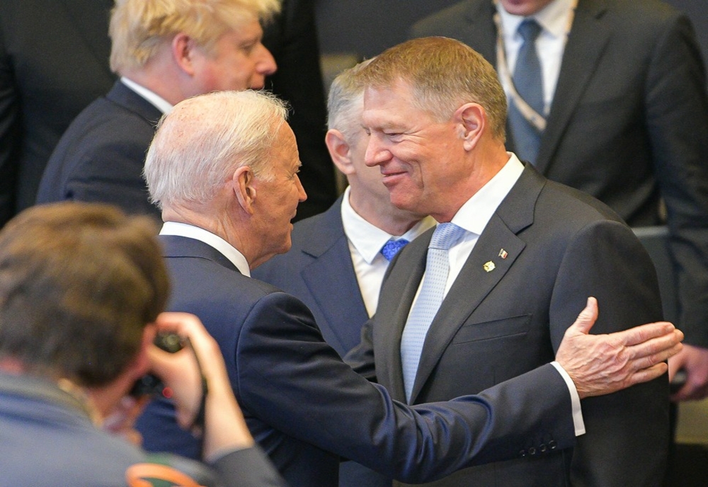 Klaus Iohannis, discuții cu Joe Biden despre războiul din Ucraina. Noi sancțiuni pentru Rusia?